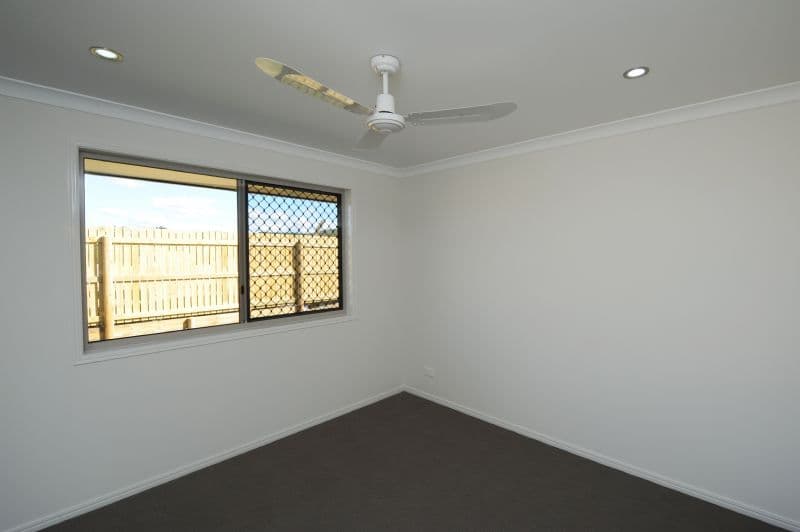42 Liriope Drive, GLADSTONE QLD 4680, Gladstone - Thumbnail 6