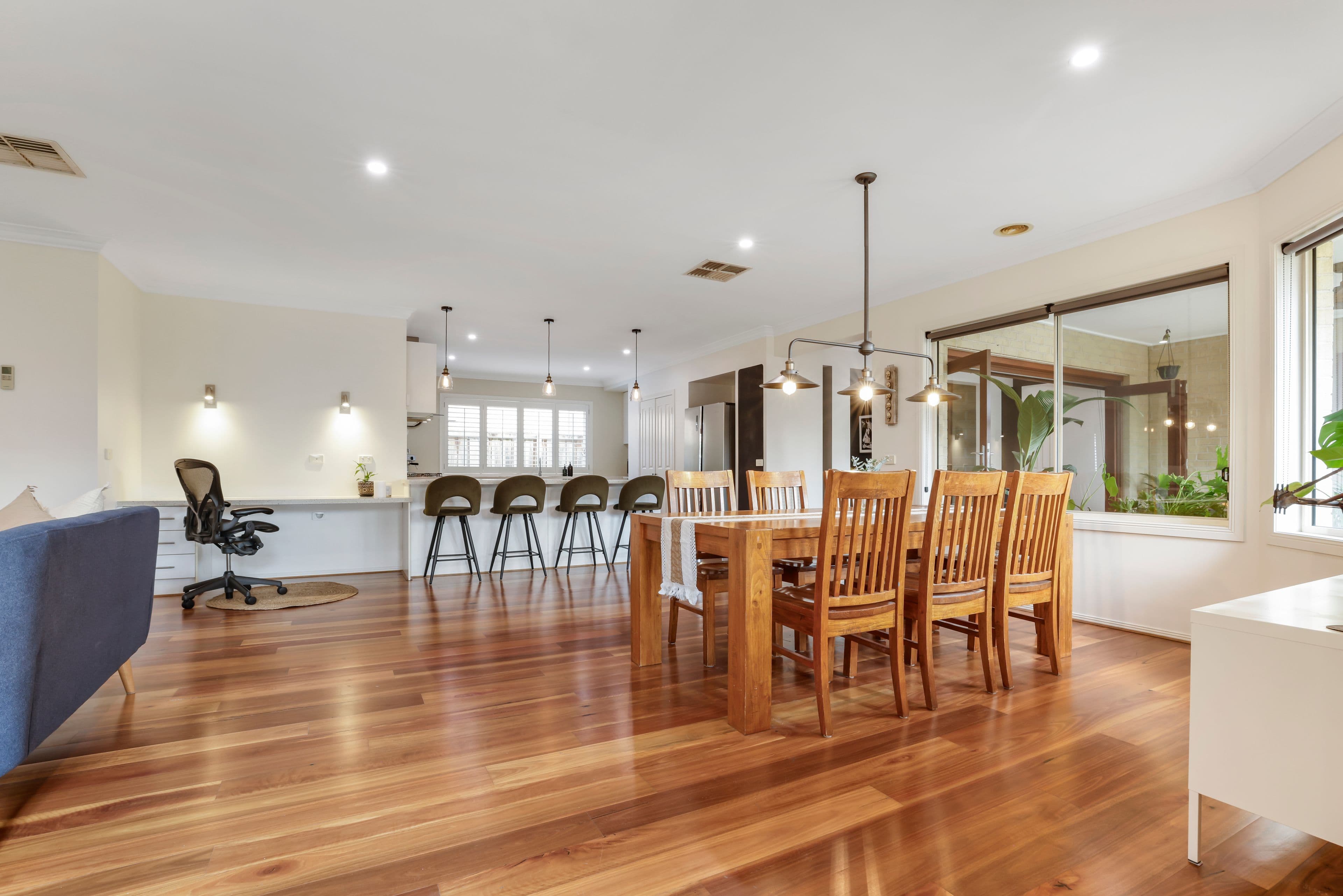 18 Bernly Boulevard, Berwick VIC 3806, Berwick - Thumbnail 5
