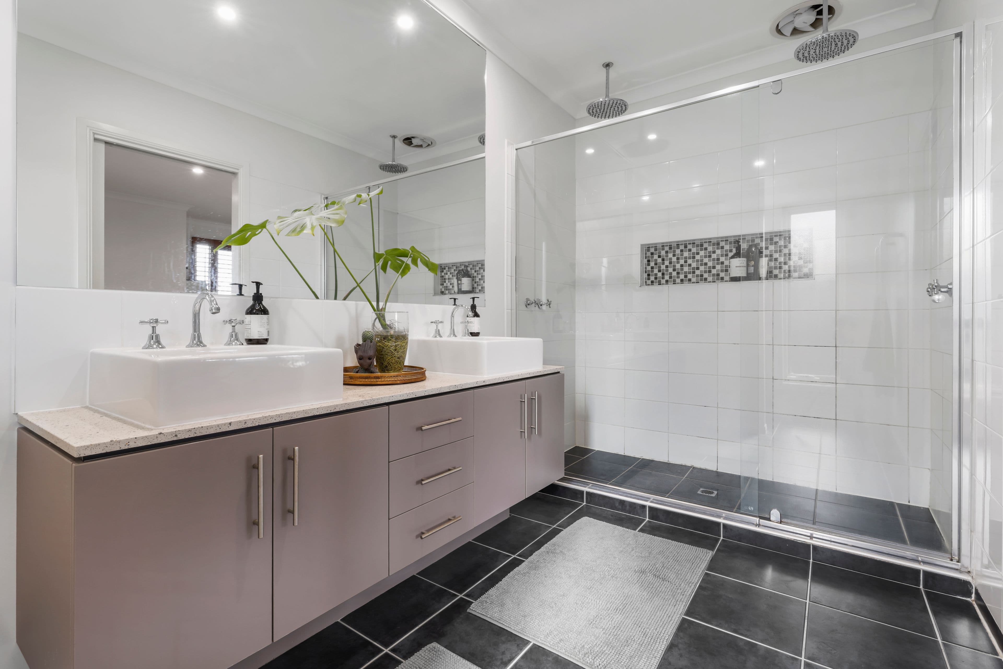 18 Bernly Boulevard, Berwick VIC 3806, Berwick - Thumbnail 7