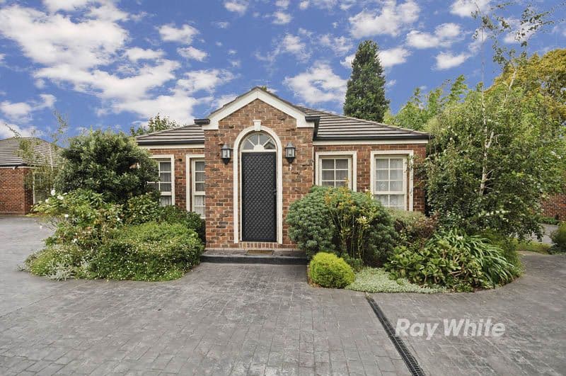 2 Newman Road, WANTIRNA SOUTH VIC 3152, Wantirna South - Image 1