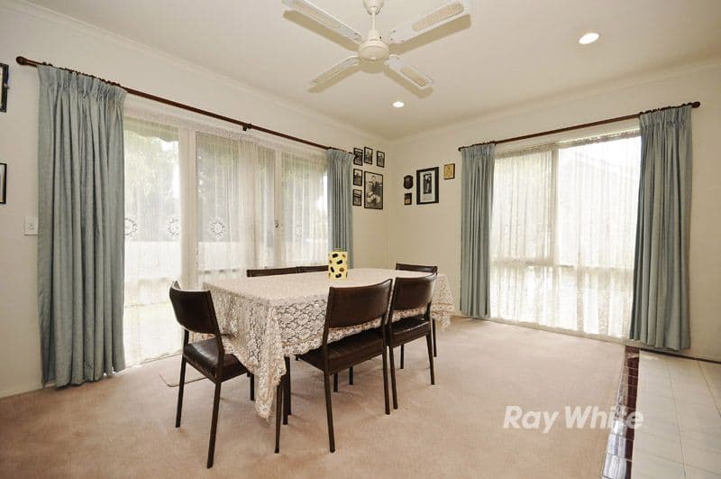 2 Newman Road, WANTIRNA SOUTH VIC 3152, Wantirna South - Thumbnail 4
