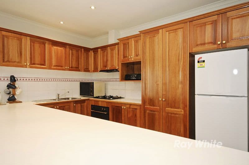 2 Newman Road, WANTIRNA SOUTH VIC 3152, Wantirna South - Thumbnail 5