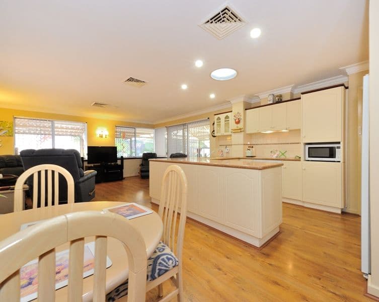 60 Calista Avenue, Calista WA 6167, Calista - Thumbnail 2