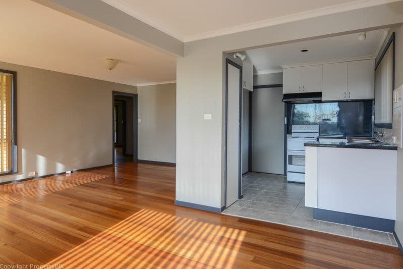7 Cleburne Street, KINGSTON TAS 7050, Kingston - Thumbnail 3