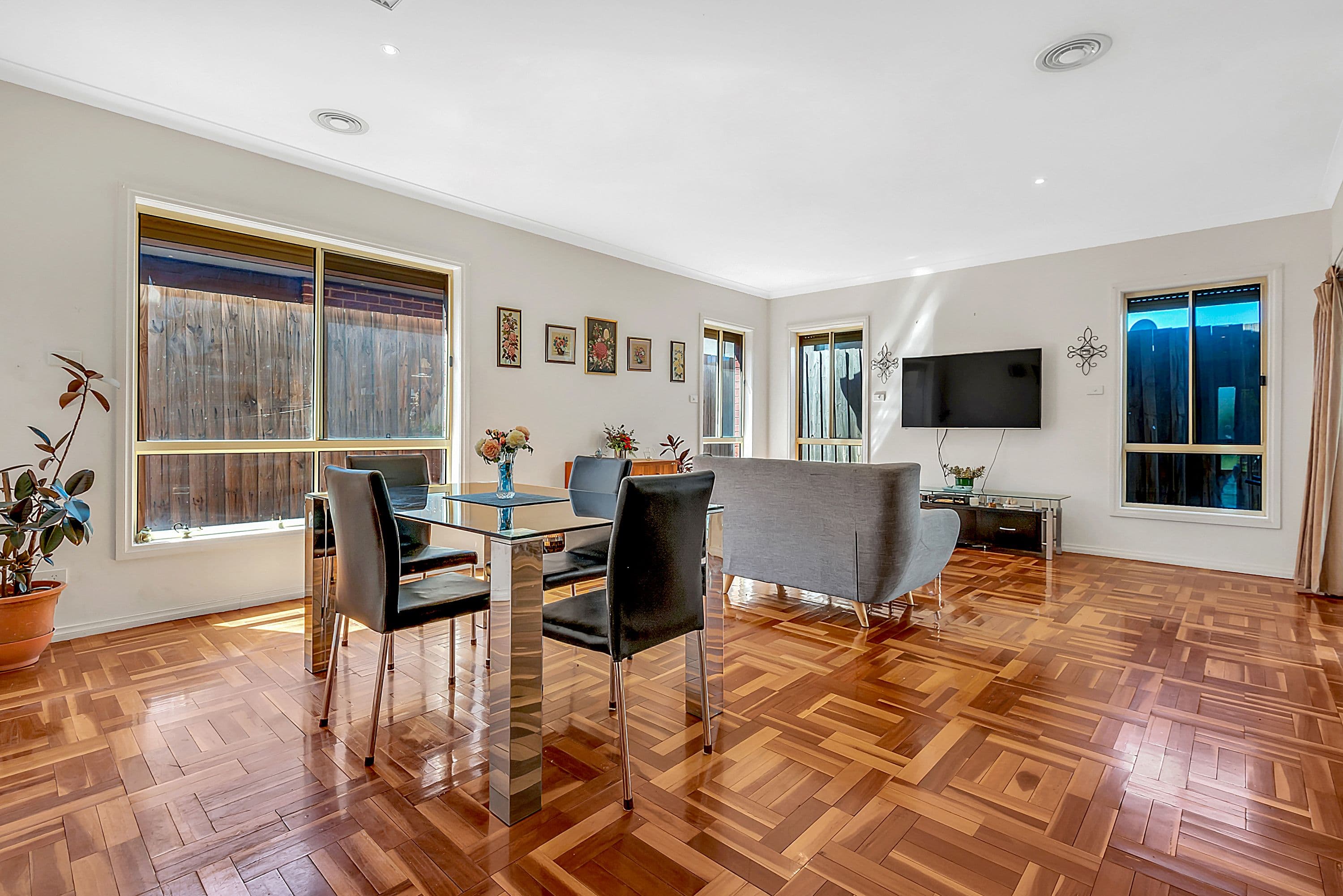 1 Ellam Court, Meadow Heights VIC 3048, Meadow Heights - Thumbnail 4
