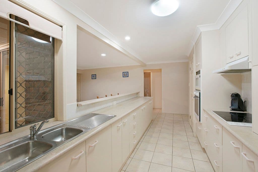 4 Montana Drive, Capalaba QLD 4157, Capalaba - Thumbnail 2