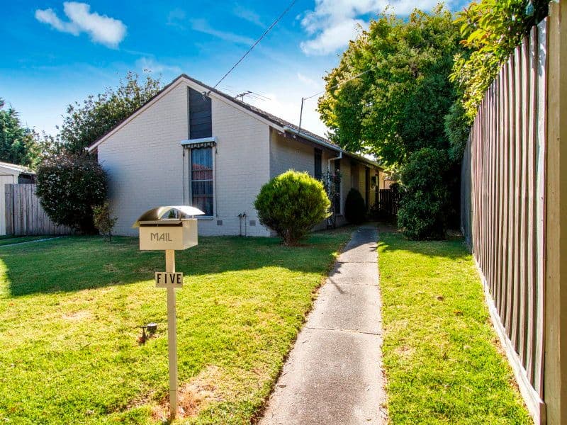 5 Griggs Court, MORNINGTON VIC 3931, Mornington - Thumbnail 2