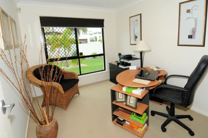 17 Cayman Place, KAWANA ISLAND QLD 4575, Kawana Island - Thumbnail 6