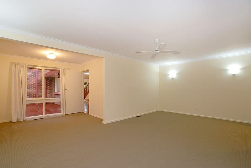 8 Zerfas Street, SCORESBY VIC 3179, Scoresby - Thumbnail 2