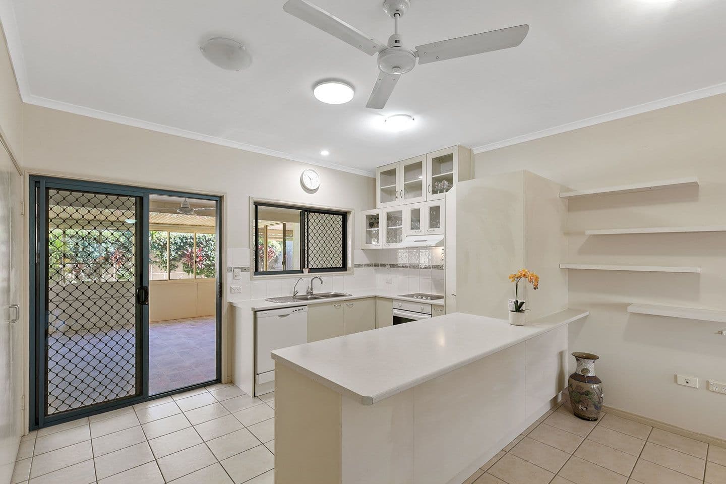 34-56 Elizabeth Street, Urangan QLD 4655, Urangan - Thumbnail 4