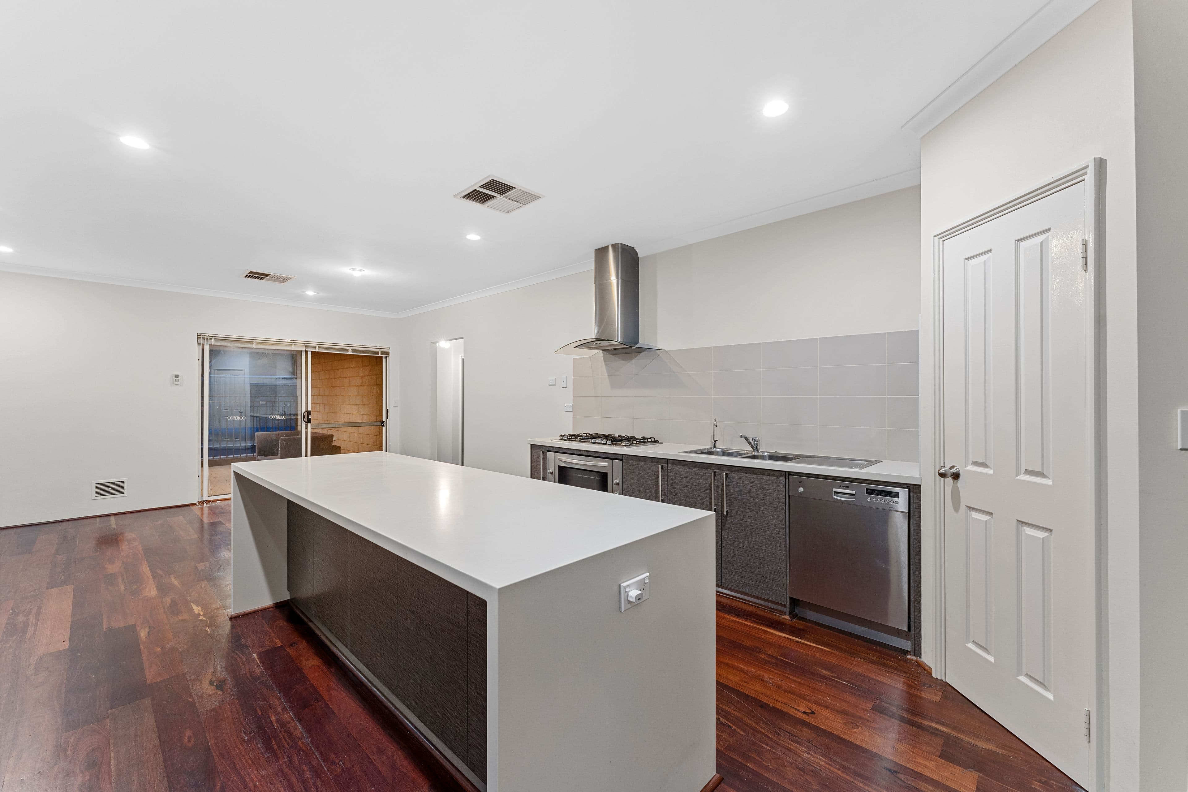 6 Hendon Vista, Wellard WA 6170, Wellard - Image 1