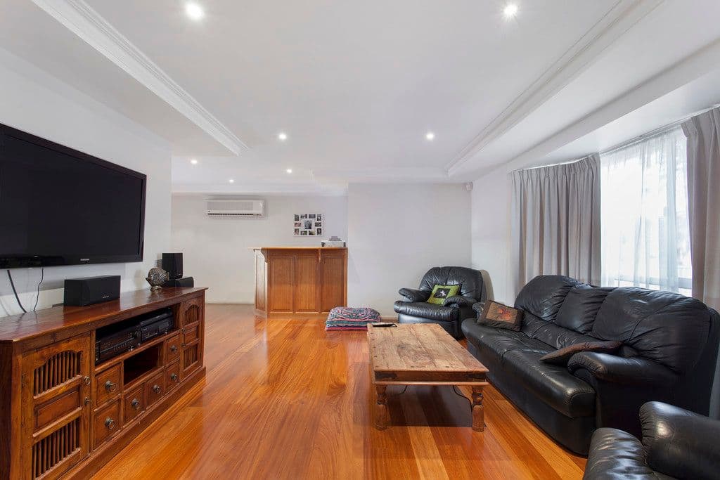 25 Whitehead Drive, Burleigh Waters QLD 4220, Burleigh Waters - Thumbnail 6