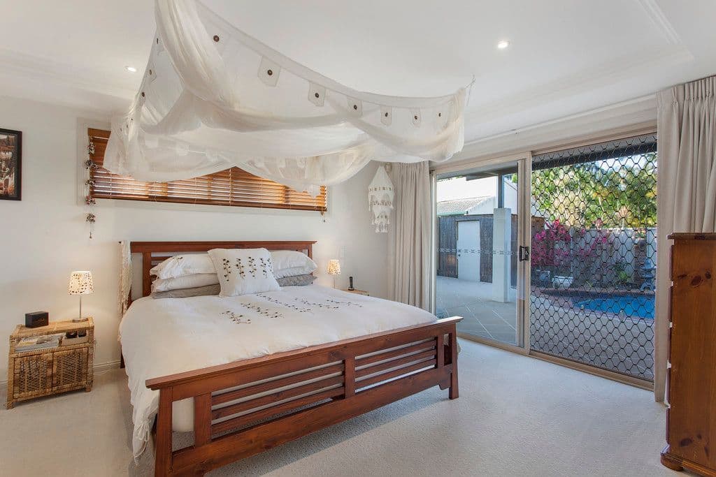 25 Whitehead Drive, Burleigh Waters QLD 4220, Burleigh Waters - Thumbnail 7