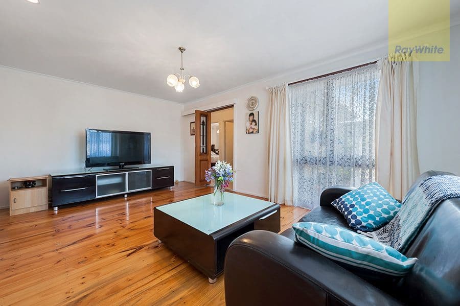 11 Milburn Place, Craigieburn VIC 3064, Craigieburn - Thumbnail 3