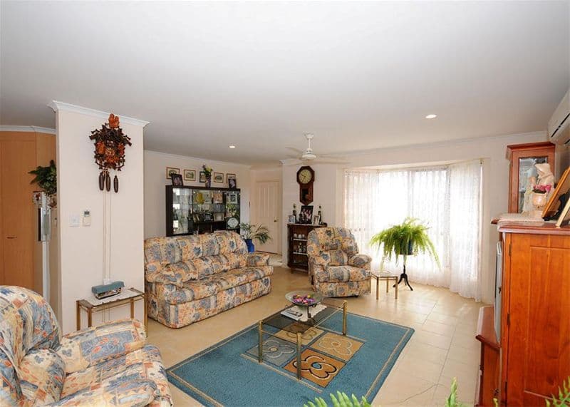 20 Kestrel Court, ELI WATERS QLD 4655, Eli Waters - Thumbnail 4
