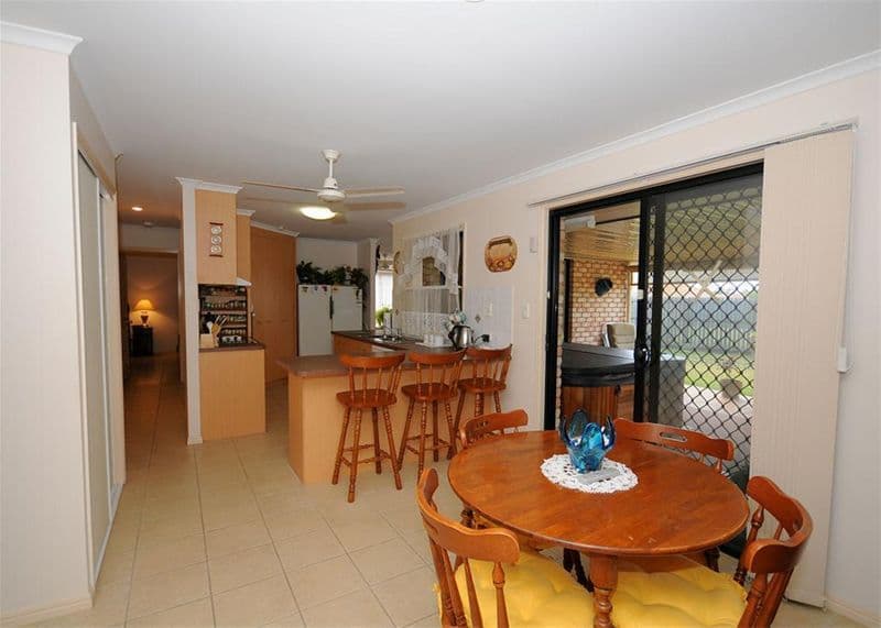 20 Kestrel Court, ELI WATERS QLD 4655, Eli Waters - Thumbnail 7