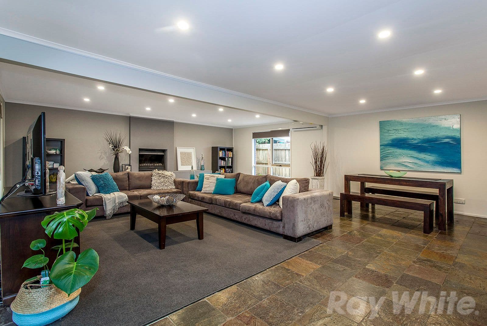 5 Hindmarsh Street, Rowville VIC 3178, Rowville - Thumbnail 2