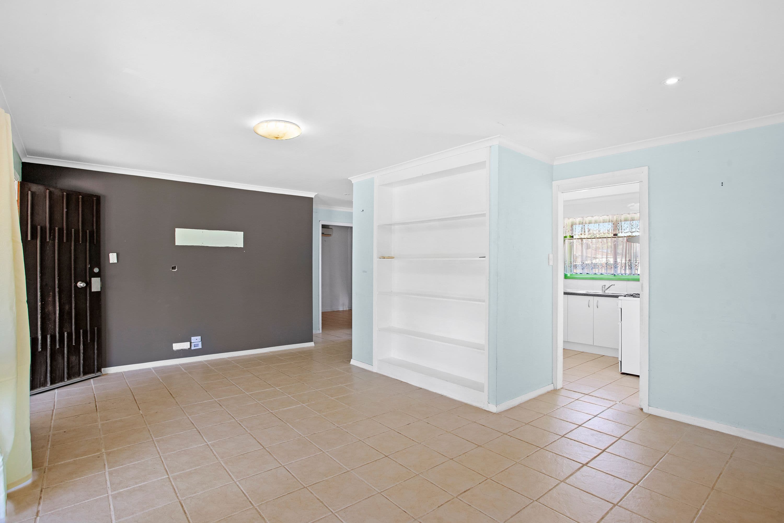 29 Kingsford Smith Drive, Berkeley Vale NSW 2261, Berkeley Vale - Thumbnail 3