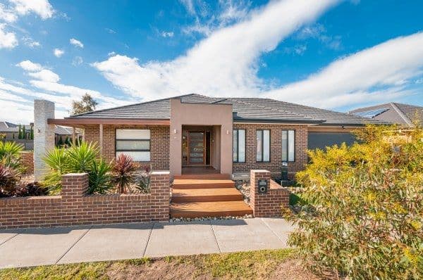 43 Middlesborough Drive, CRAIGIEBURN VIC 3064, Craigieburn - Image 1