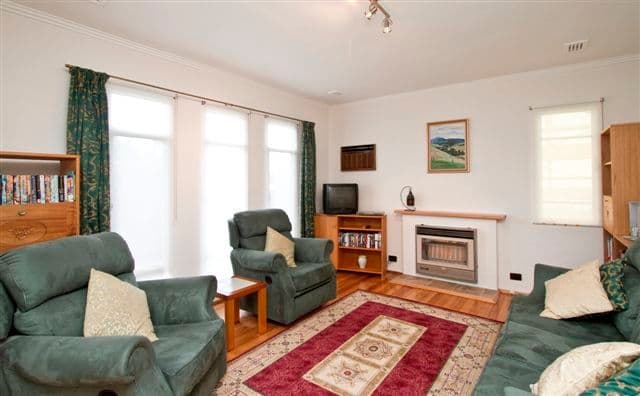 10 Wordsworth Avenue, HEIDELBERG HEIGHTS VIC 3081, Heidelberg Heights - Thumbnail 7
