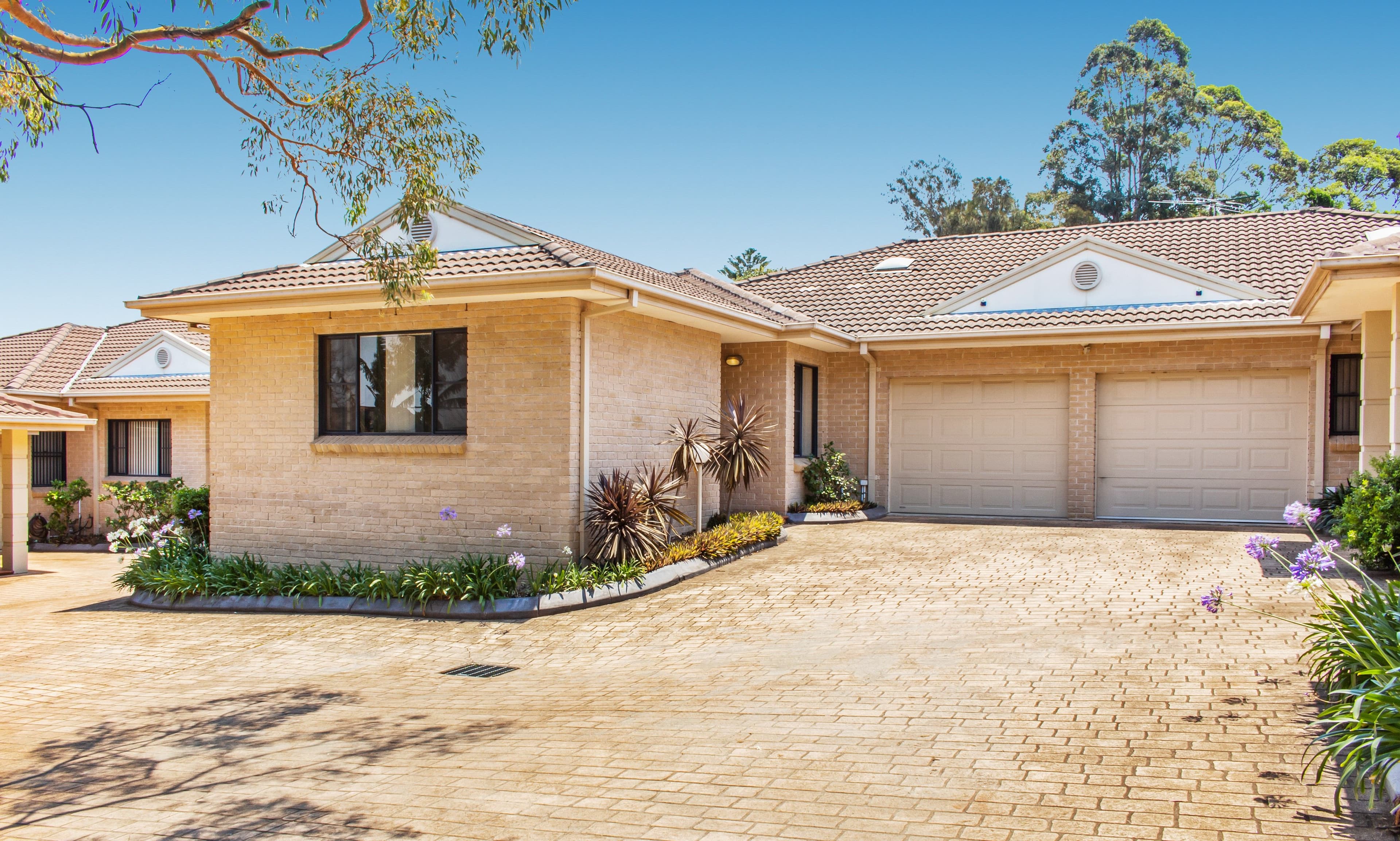 9 Mitchell Street, Putney - Image 1
