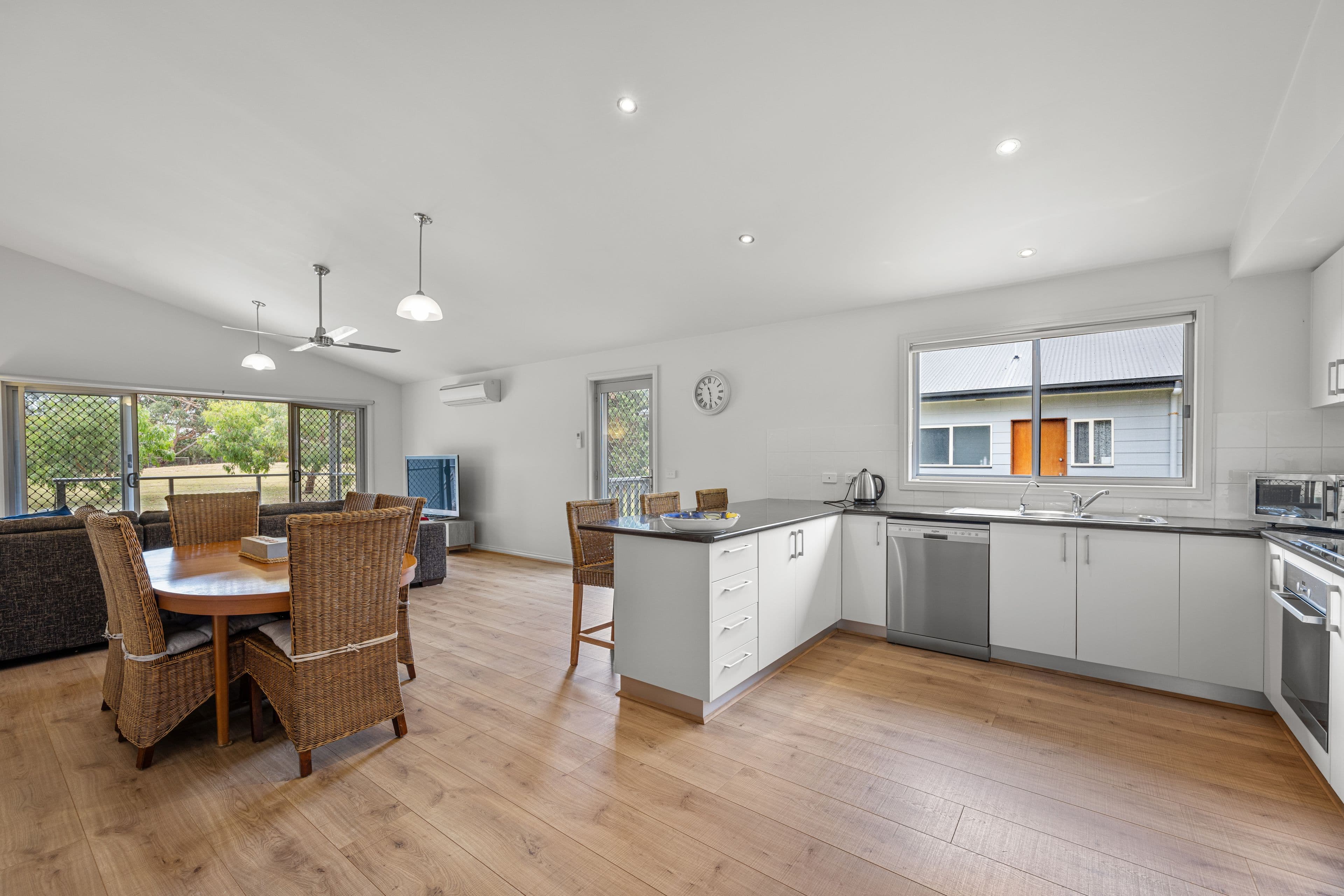 12 Pluto Drive, Venus Bay VIC 3956, Venus Bay - Thumbnail 2