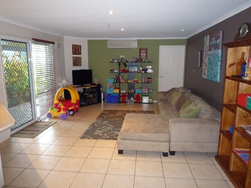 26 Zoeller Drive, PARKWOOD QLD 4214, Parkwood - Thumbnail 3