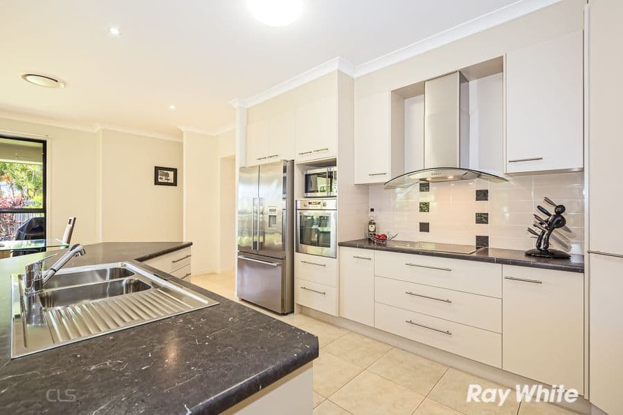18 Capstan Court, Banksia Beach QLD 4507, Banksia Beach - Thumbnail 2