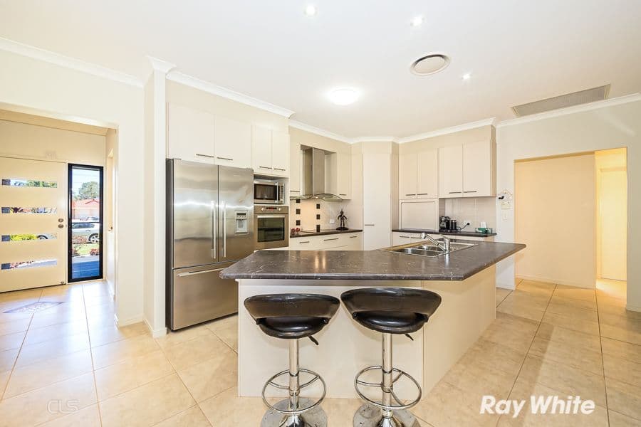 18 Capstan Court, Banksia Beach QLD 4507, Banksia Beach - Thumbnail 4