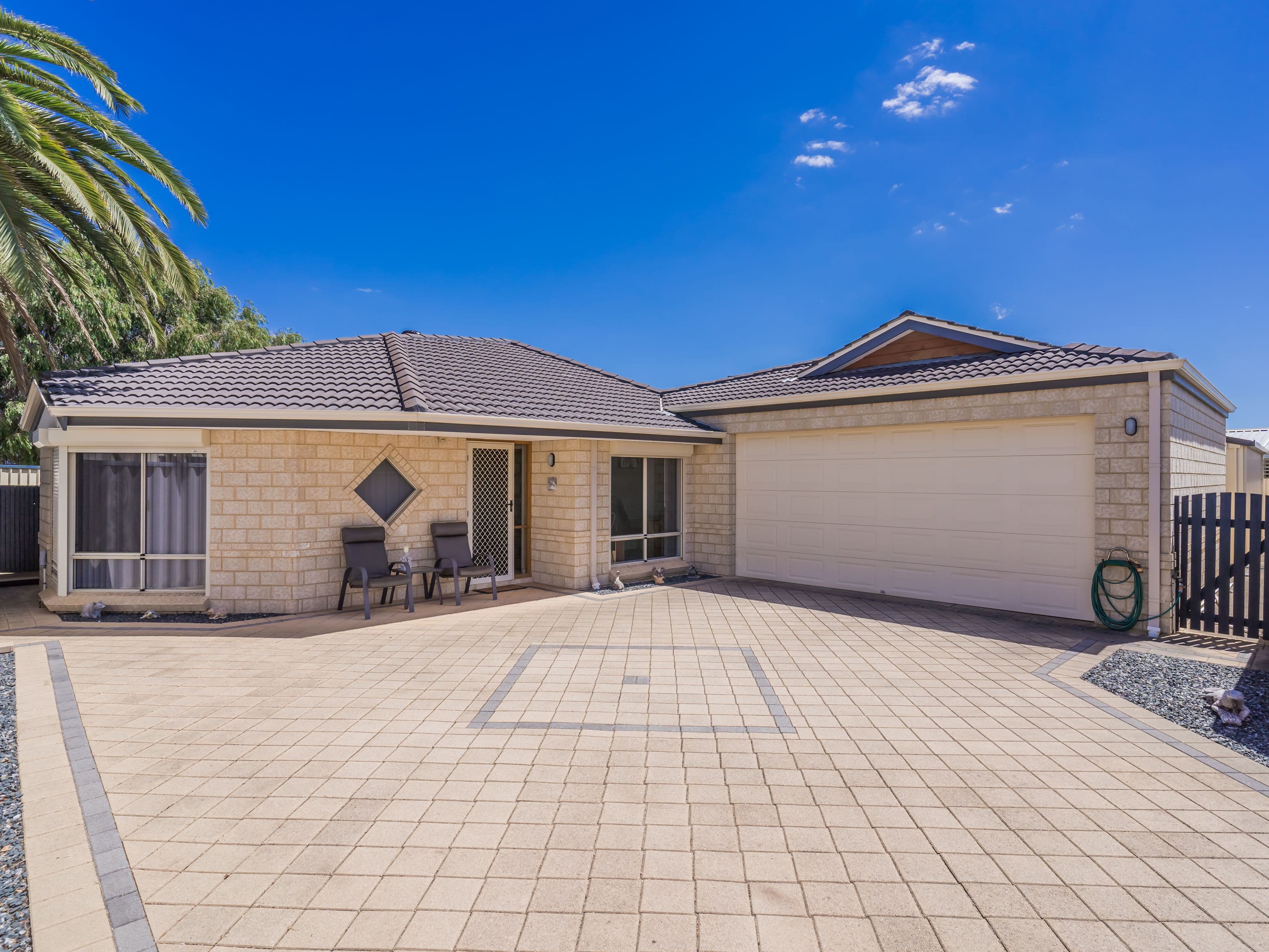 24b Chalmers Avenue, Waikiki WA 6169, Waikiki - Image 1