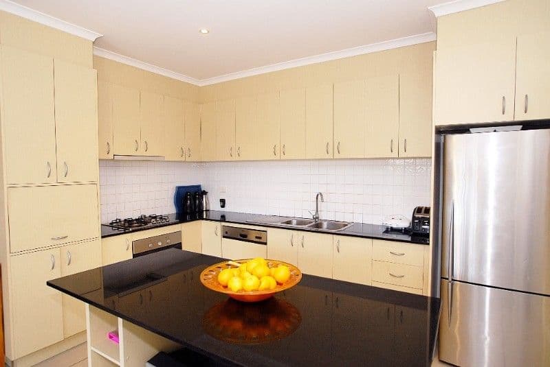 95 Sovereign Manors Crescent, ROWVILLE VIC 3178, Rowville - Thumbnail 5