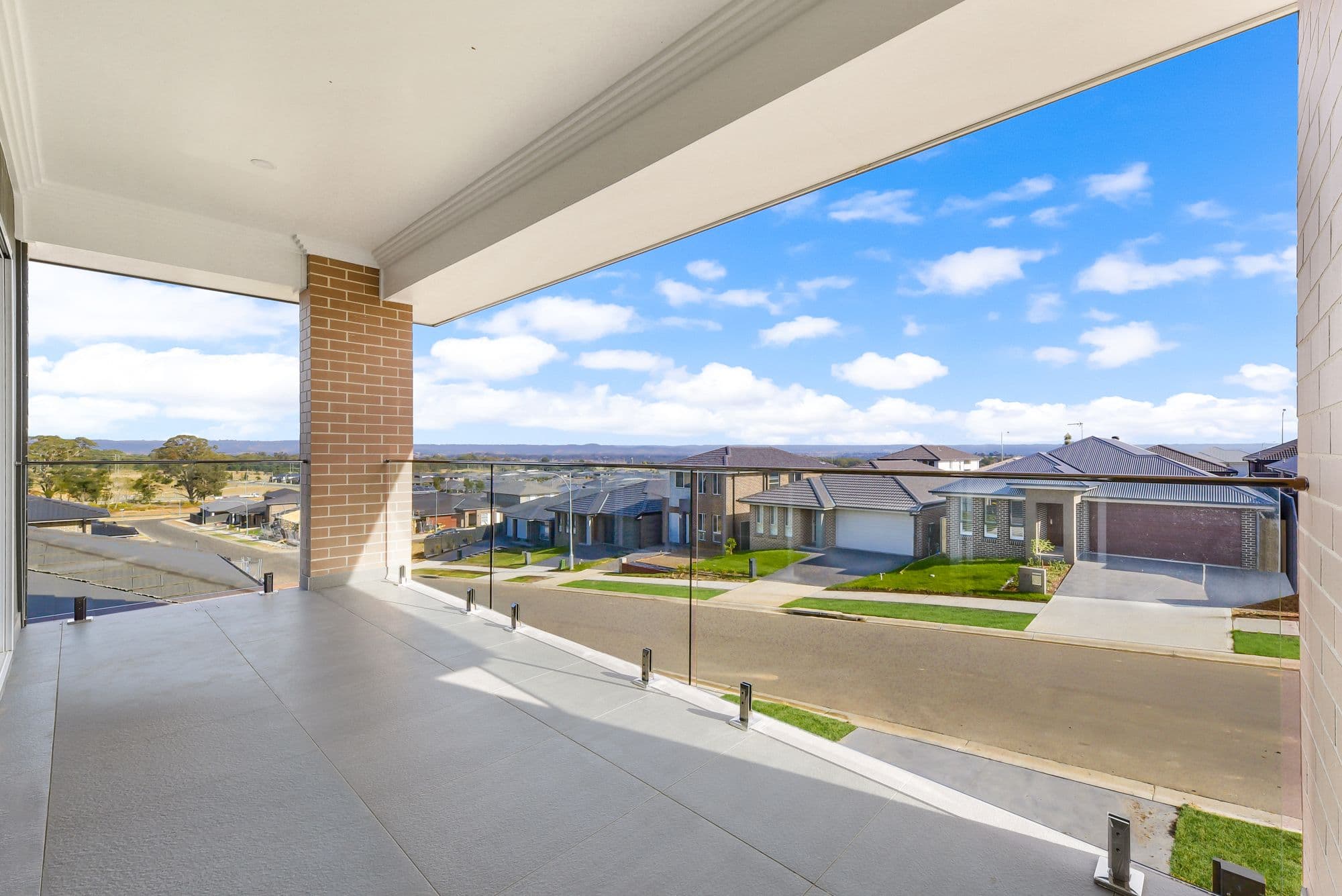 36 Jennings Crescent, Spring Farm - Thumbnail 7