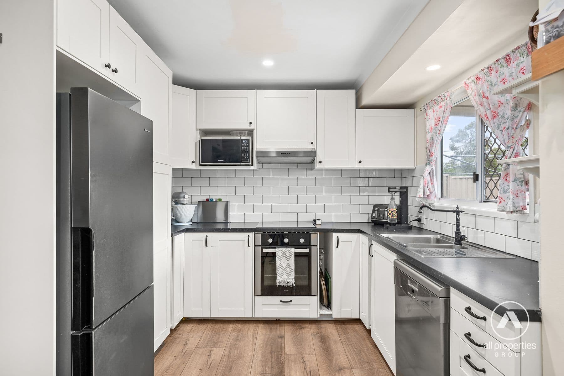 44 Tarlo Street, Eagleby QLD 4207, Eagleby - Thumbnail 2