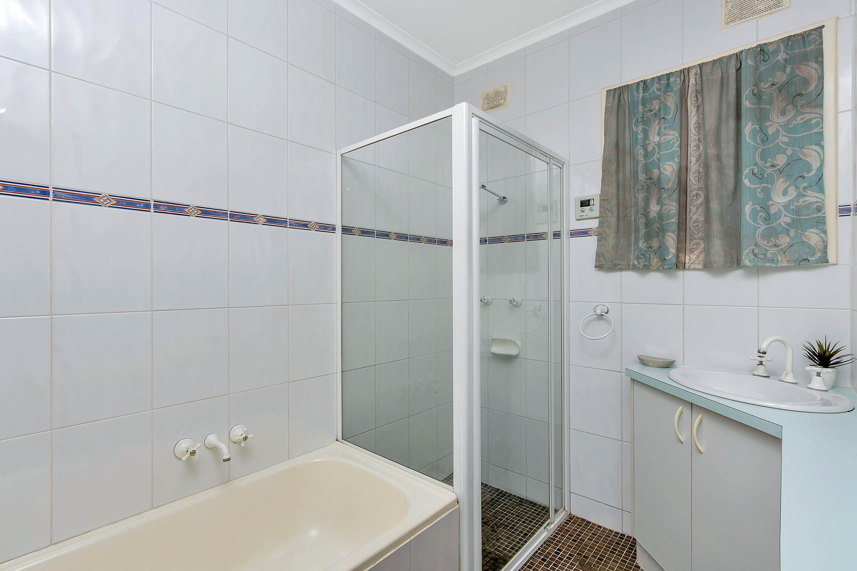 18 Secomb Avenue, Parafield Gardens SA 5107, Parafield Gardens - Thumbnail 5