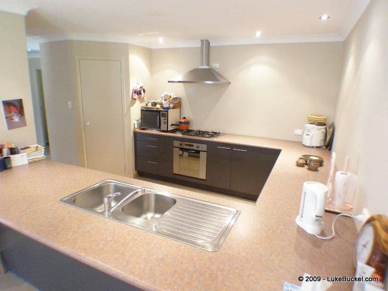 32 Leesmore Court, DEEBING HEIGHTS QLD 4306, Deebing Heights - Thumbnail 3