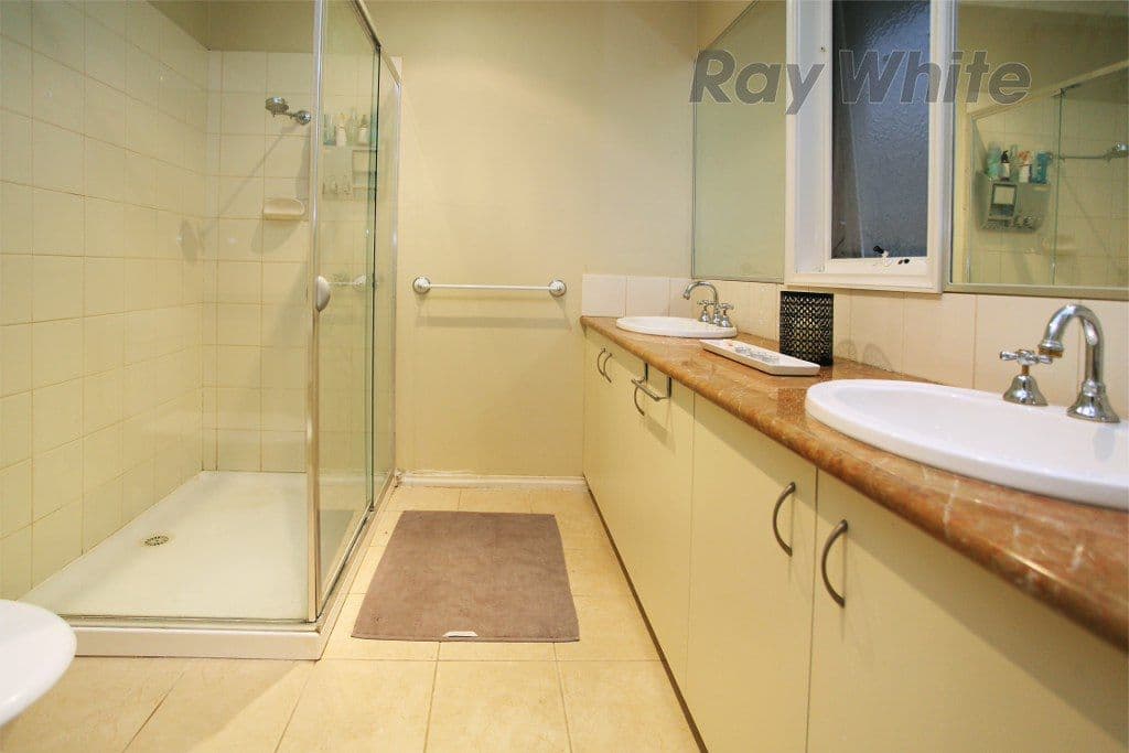  1 Greg Norman Drive, POINT COOK VIC 3030, Point Cook - Thumbnail 6