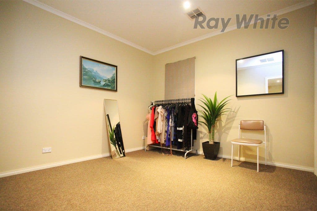  1 Greg Norman Drive, POINT COOK VIC 3030, Point Cook - Thumbnail 8