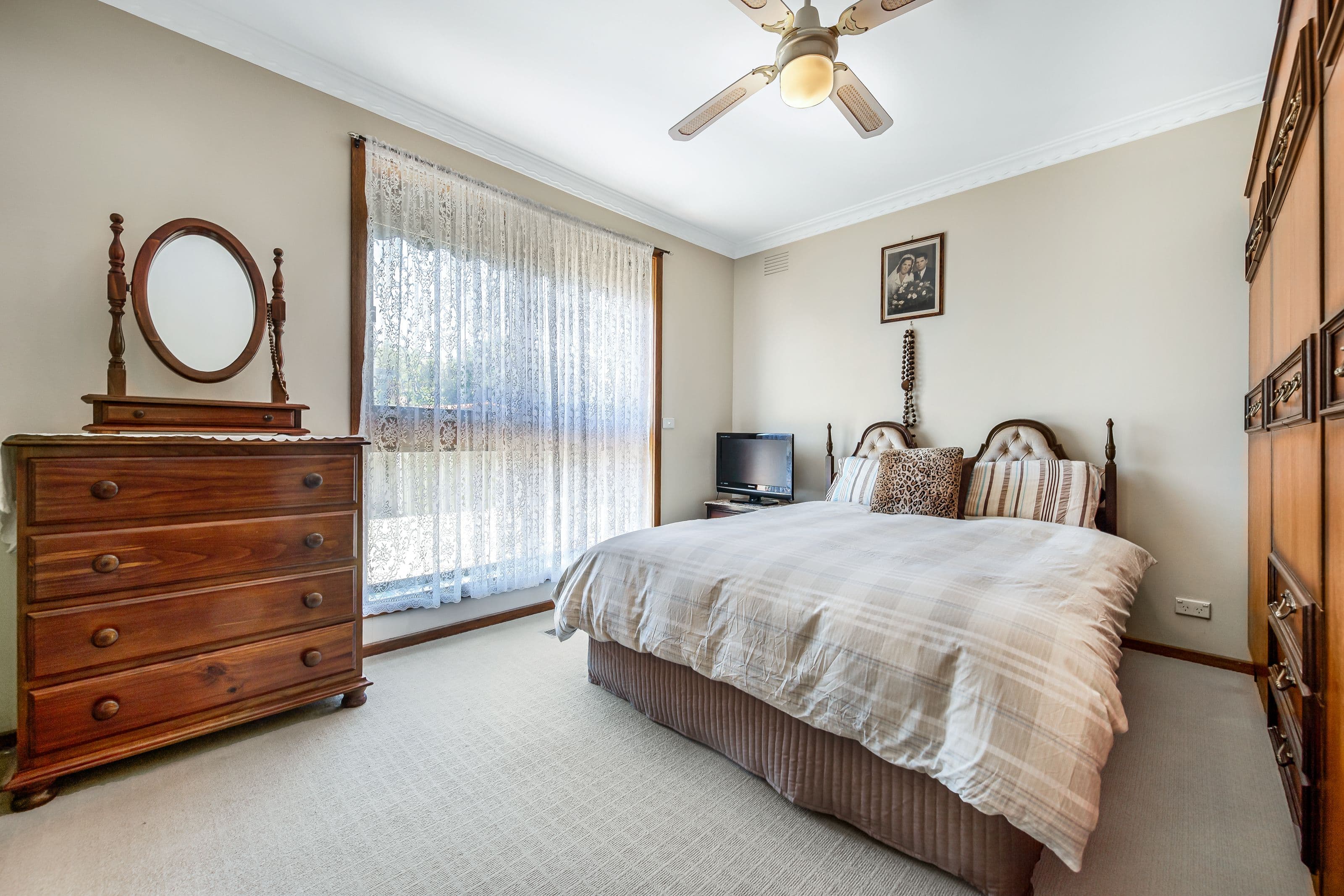 19 Honeysuckle Avenue, Wheelers Hill VIC 3150, Wheelers Hill - Thumbnail 5