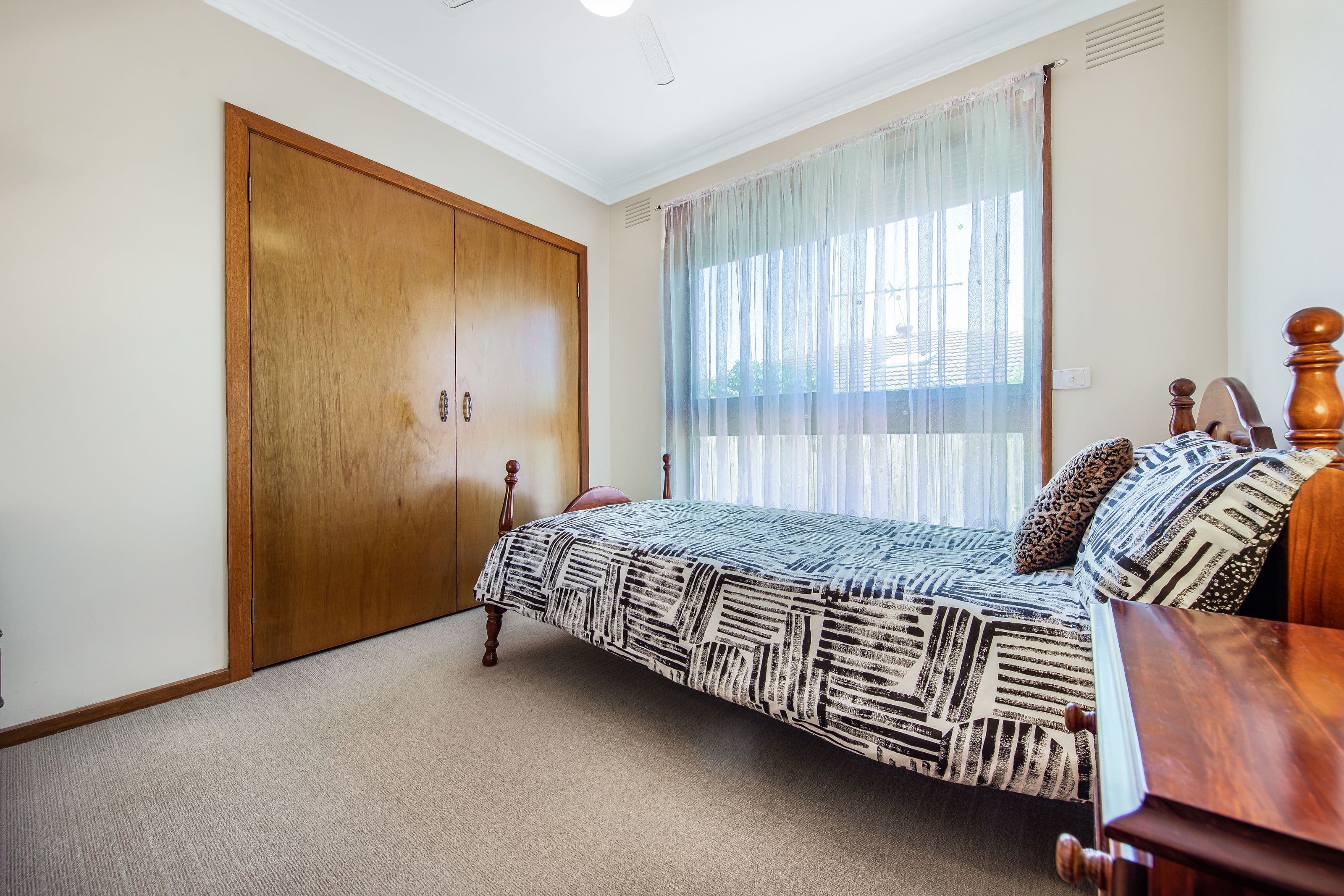19 Honeysuckle Avenue, Wheelers Hill VIC 3150, Wheelers Hill - Thumbnail 7