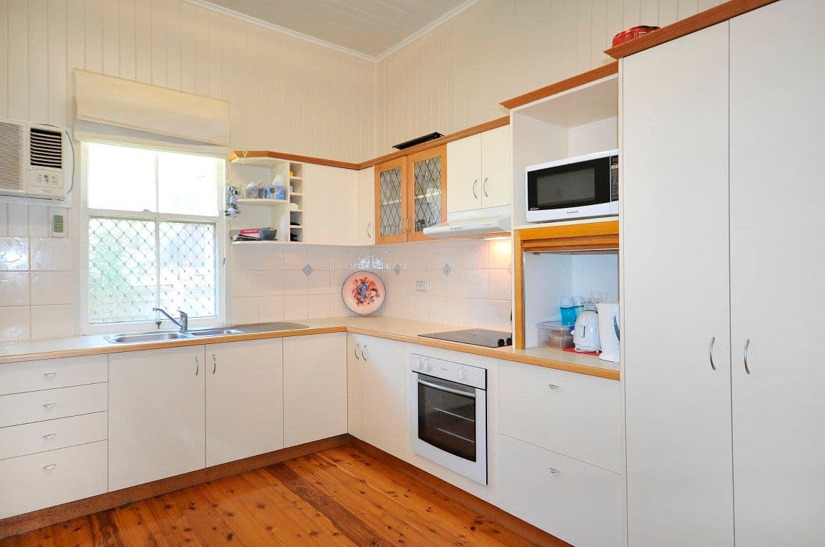 53 Jellicoe Street, MOUNT LOFTY QLD 4350, Mount Lofty - Thumbnail 2
