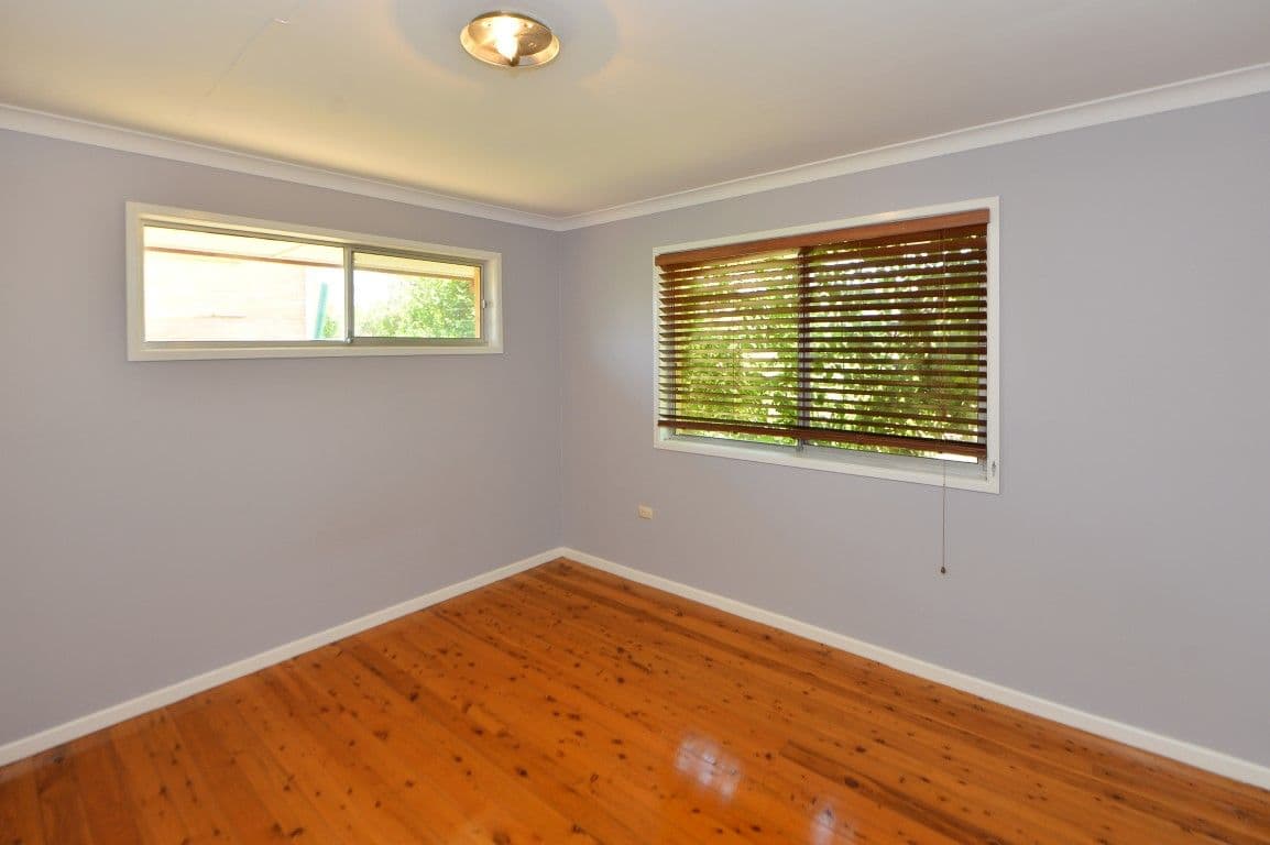 64 Sardon Street, CENTENARY HEIGHTS QLD 4350, Centenary Heights - Thumbnail 5