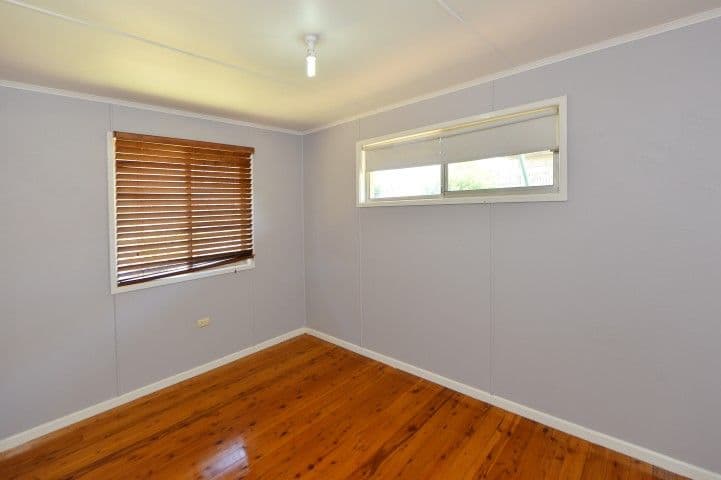 64 Sardon Street, CENTENARY HEIGHTS QLD 4350, Centenary Heights - Thumbnail 6
