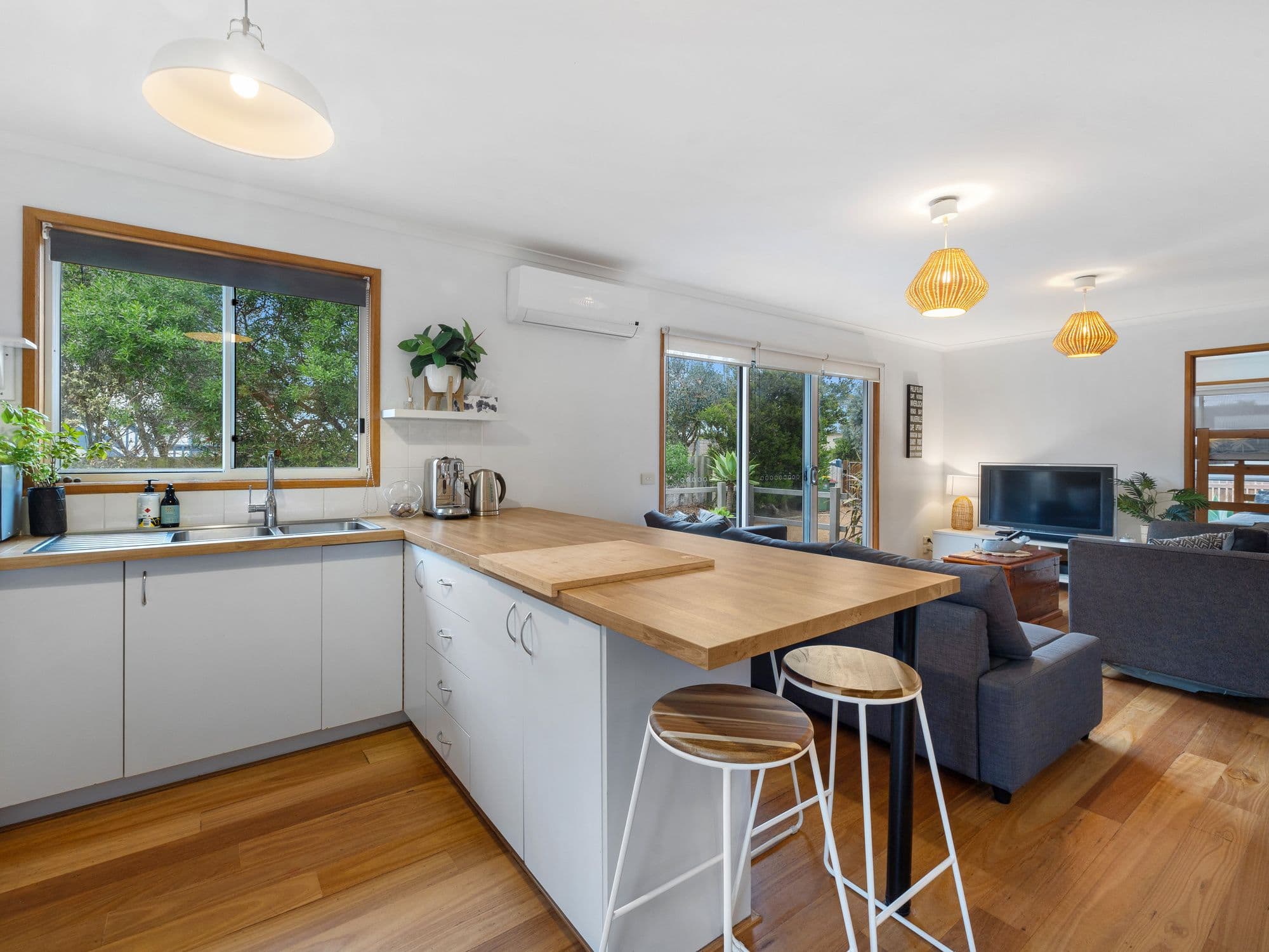 8 Seaspray Avenue, Cape Woolamai VIC 3925, Cape Woolamai - Thumbnail 2