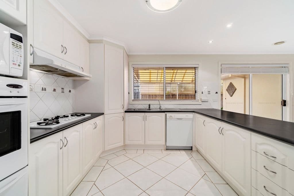 3 Mirage Way, South Morang VIC 3752, South Morang - Thumbnail 3