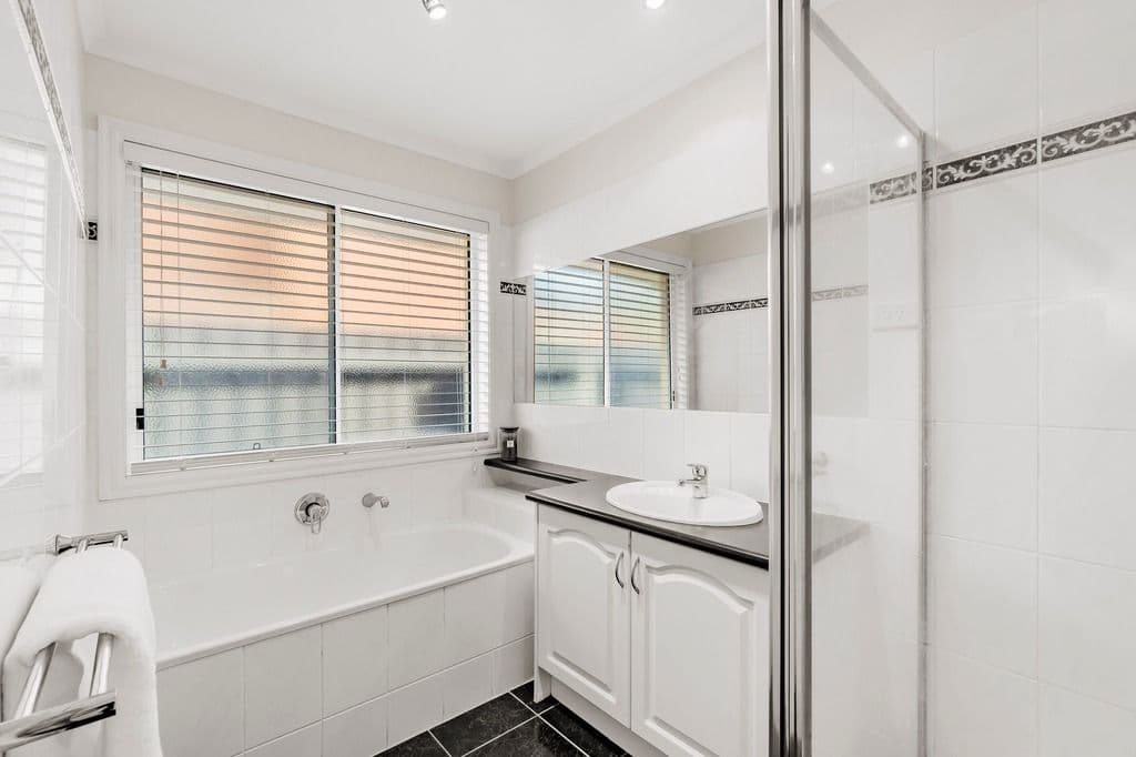 3 Mirage Way, South Morang VIC 3752, South Morang - Thumbnail 6