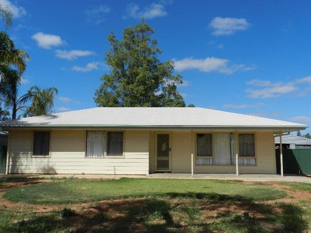 6 Howie Drive, RENMARK SA 5341, Renmark - Image 1