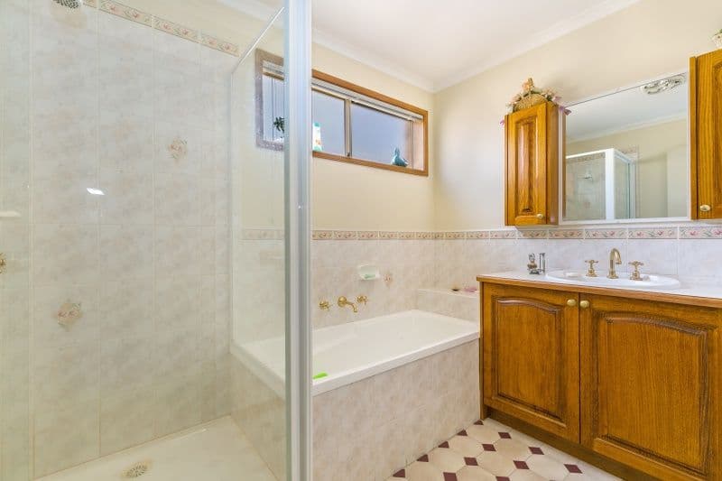 16 Fairhaven Road, Carrum Downs VIC 3201, Carrum Downs - Thumbnail 7