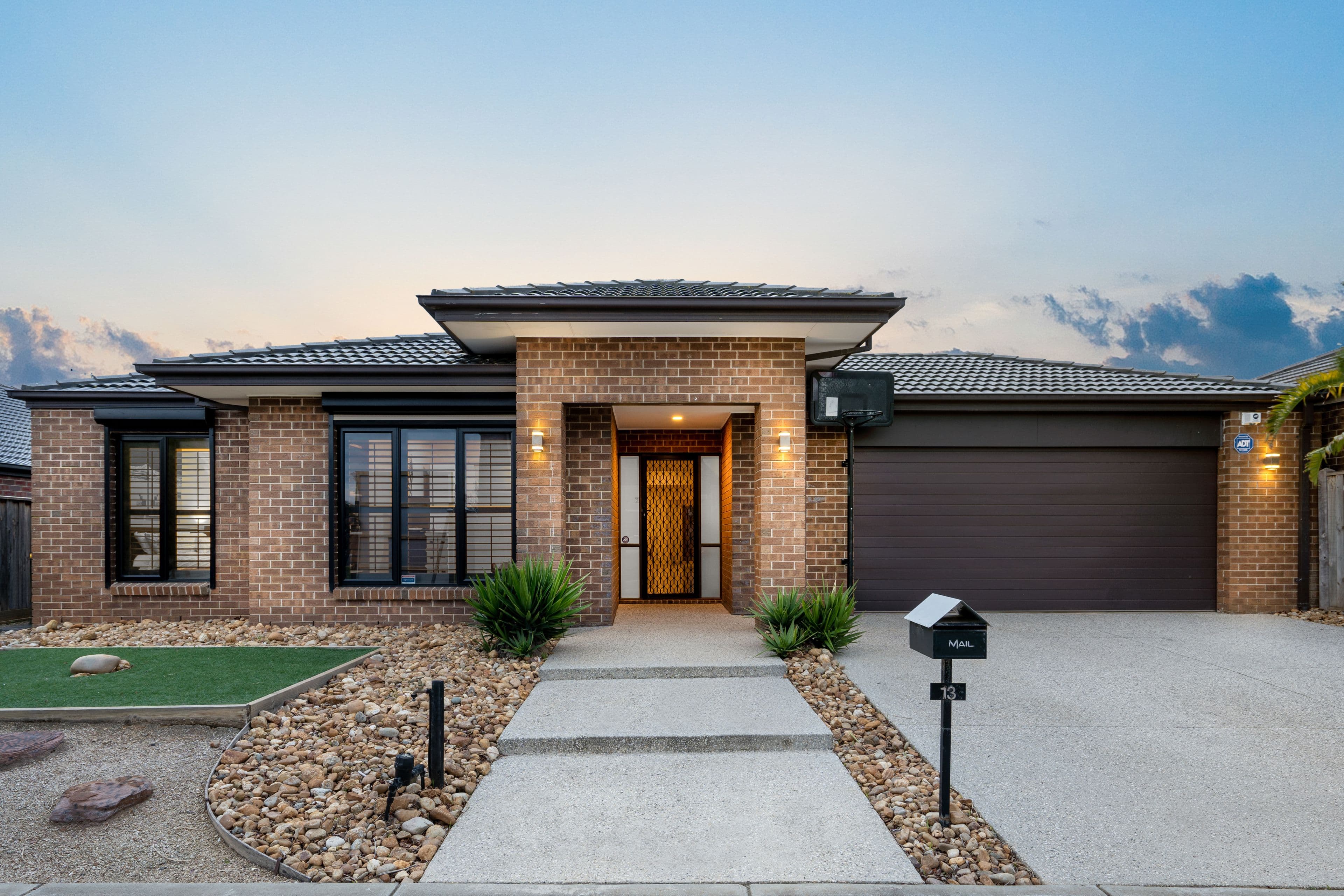 13 Amsterdam Avenue, Tarneit VIC 3029, Tarneit - Image 1