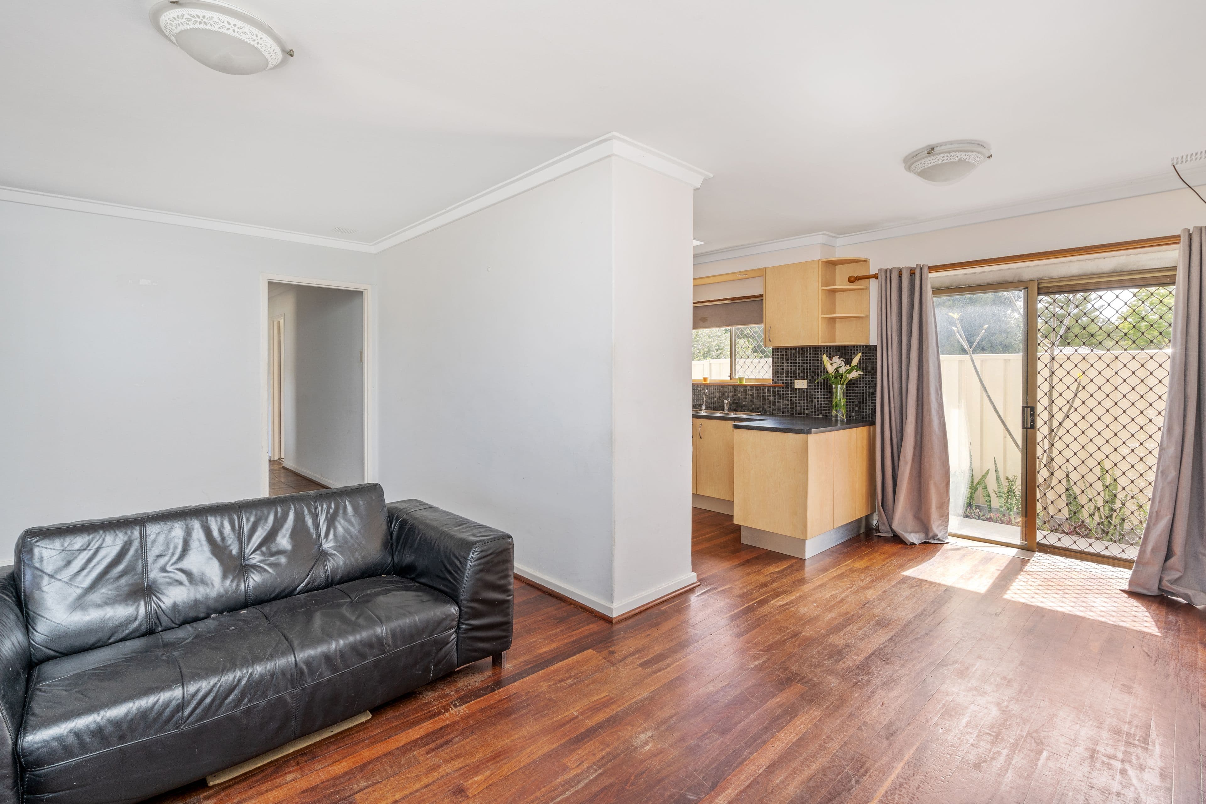 147 Nicholson Road, Lynwood WA 6147, Lynwood - Thumbnail 2