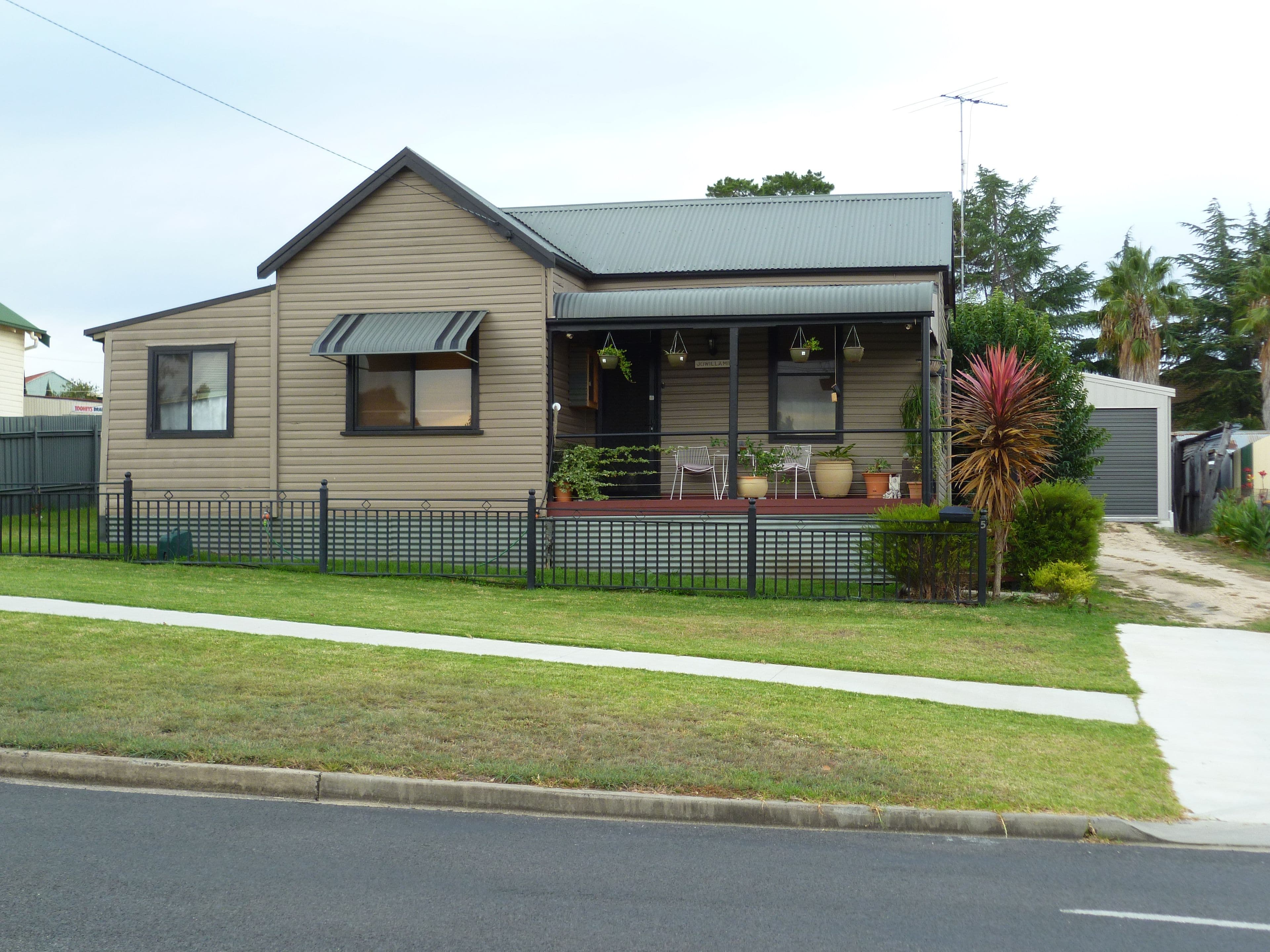 33 Kowree Crescent, SEBASTOPOL VIC 3356, Sebastopol - Thumbnail 3